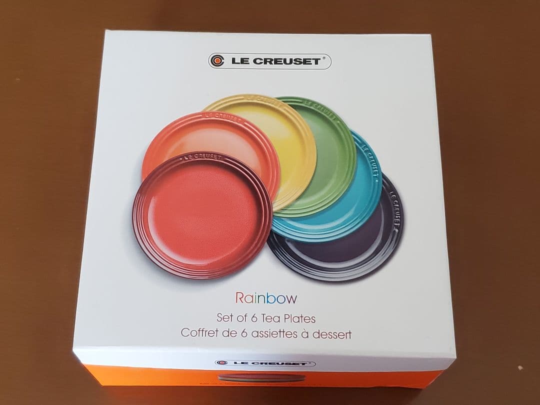 新品　ルクルーゼ　レインボープレート6枚セット