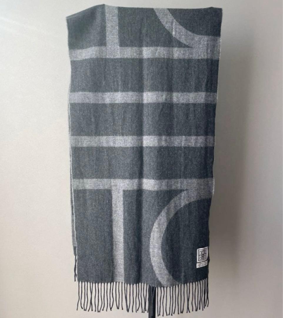 トーテム　マフラー　ストール　グレー