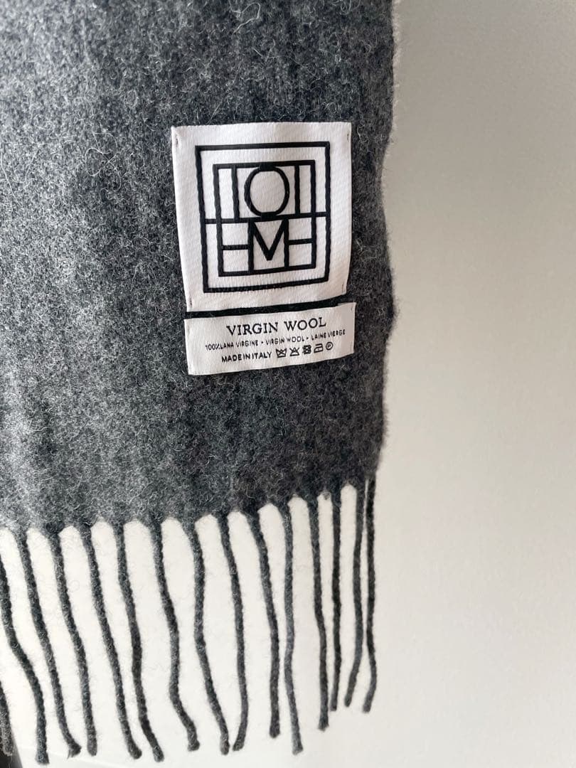 トーテム　マフラー　ストール　グレー