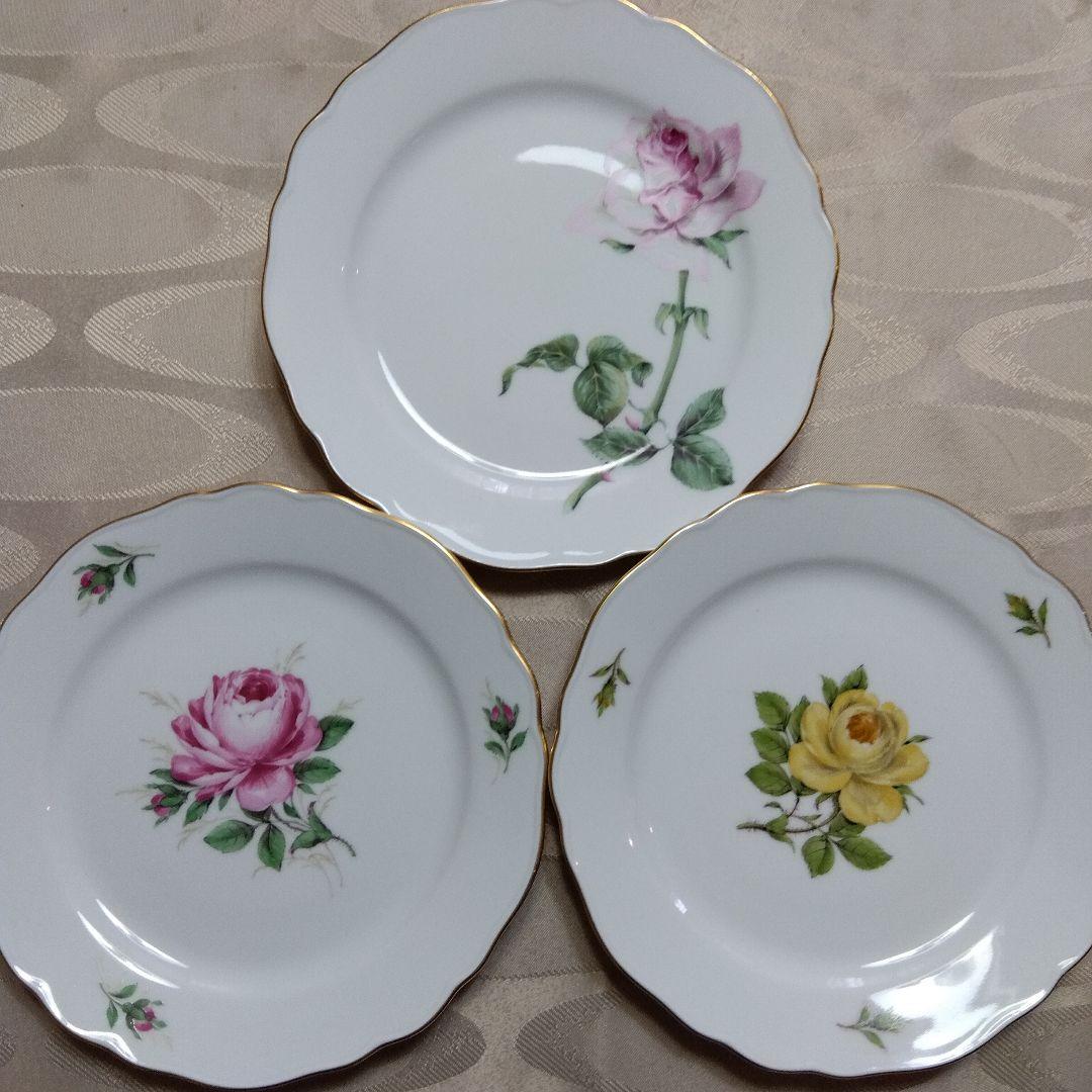 [稀少]　フッチェンロイター手描きバラの花柄 中皿３枚