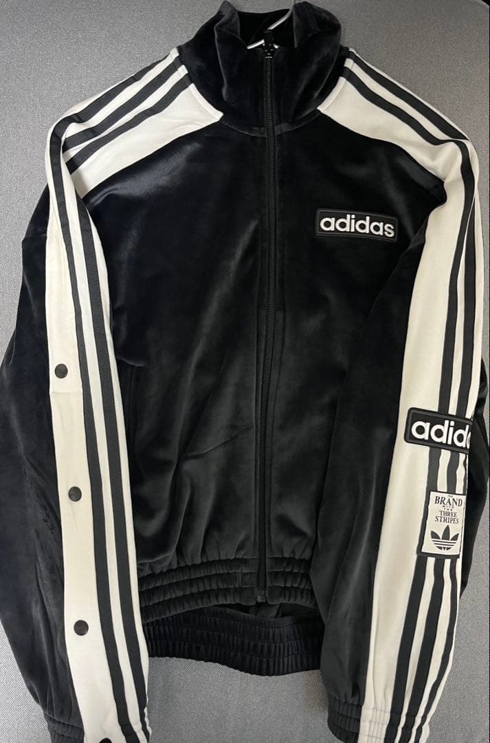 adidas W ADIBREAK VELOUR ジャケット ブラック　Ｓ