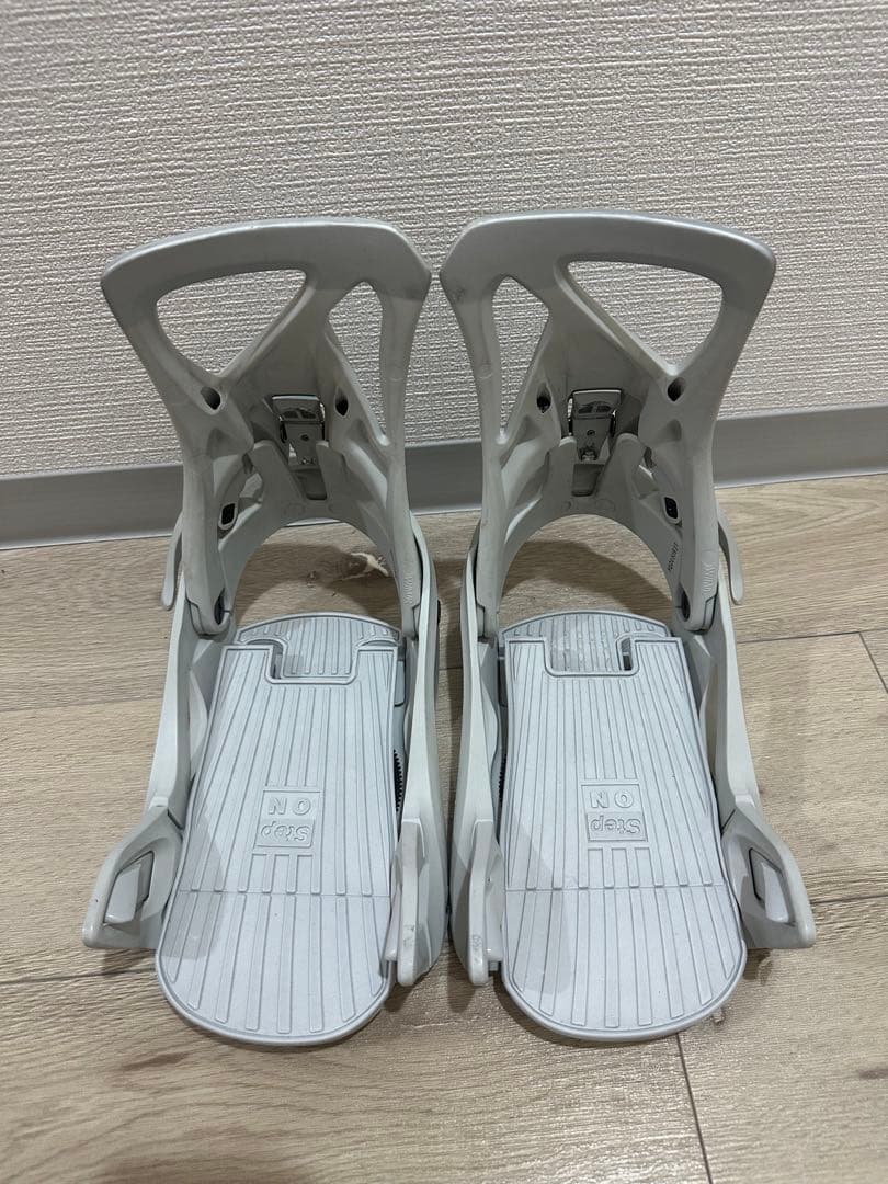 Burton バートン ステップ StepOn 22-23 Mサイズ レディース