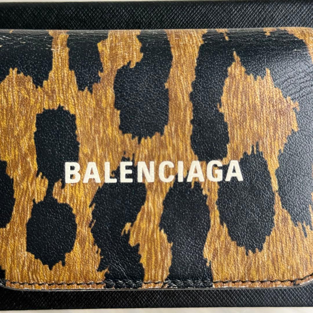 バレンシアガ レザー レオパード コンパクトウォレット 三つ折り財布 ヒョウ柄