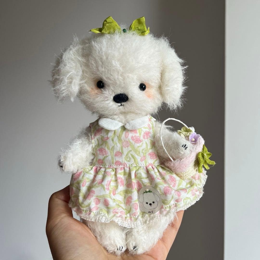 愛おしい白犬ちゃん アーティストベア 海外作家様 ハンドメイド ぬいぐるみ