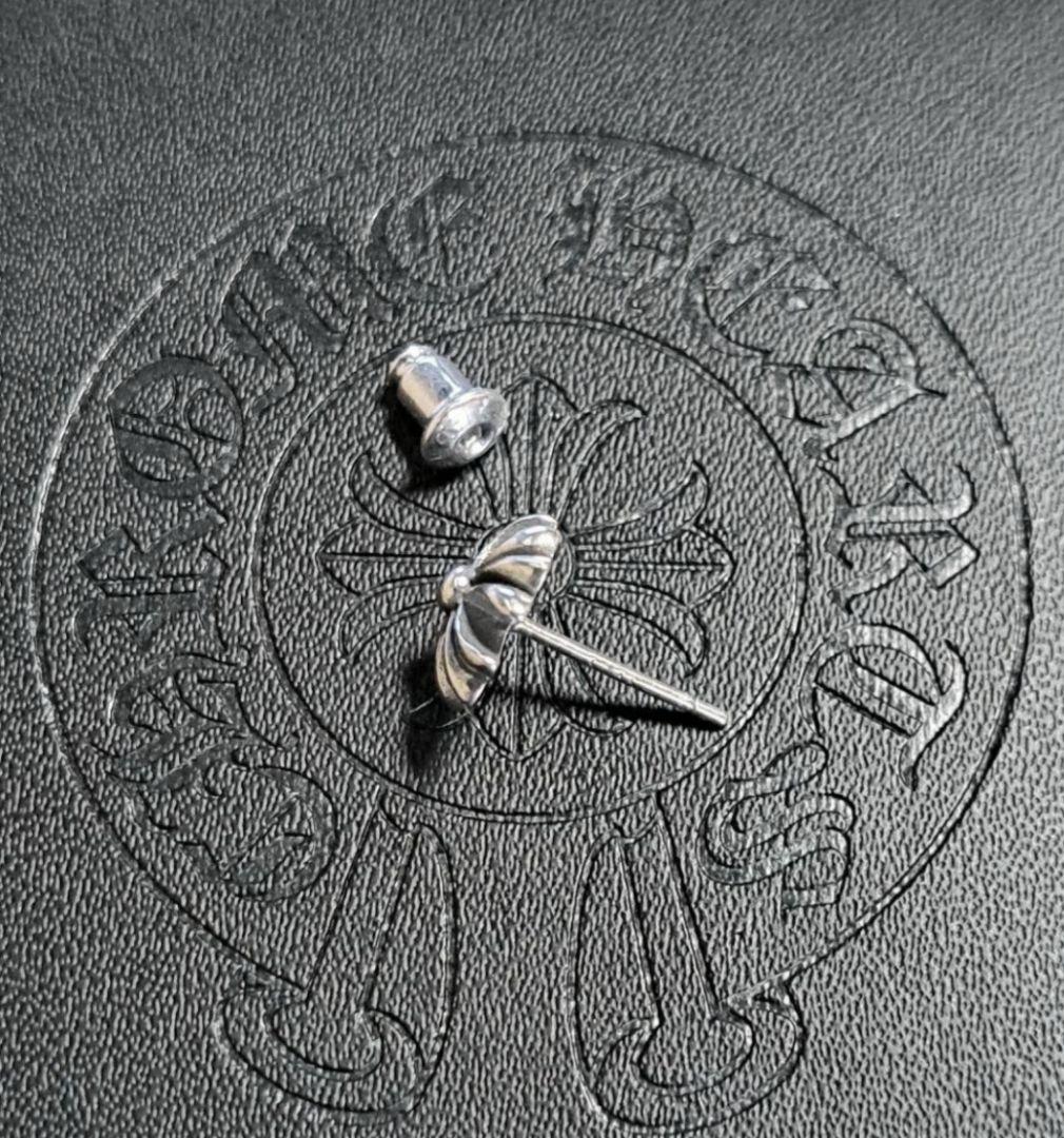 CHROME HEARTS CHプラス スタッド ピアス 片耳