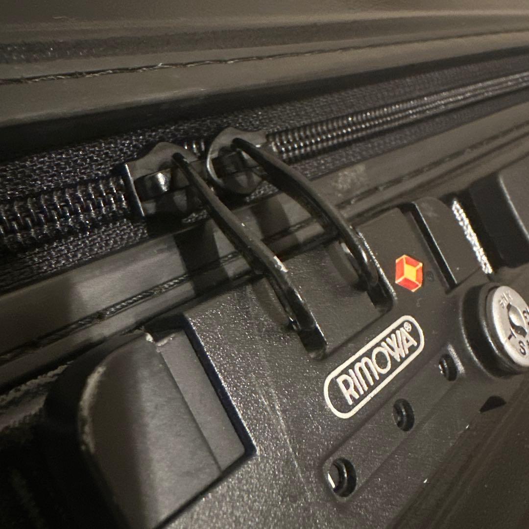 RIMOWA リモワ TSAロック搭載 サルサ キャリーケース 4輪 ブラック