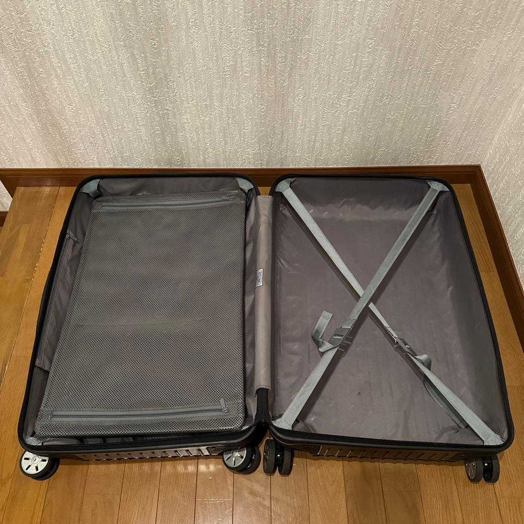 RIMOWA リモワ TSAロック搭載 サルサ キャリーケース 4輪 ブラック