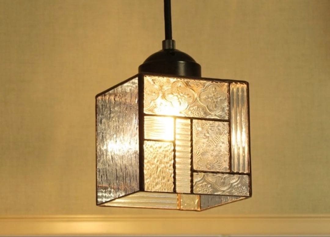 ペンダントライト　ブルー×クリア　ステンドグラス