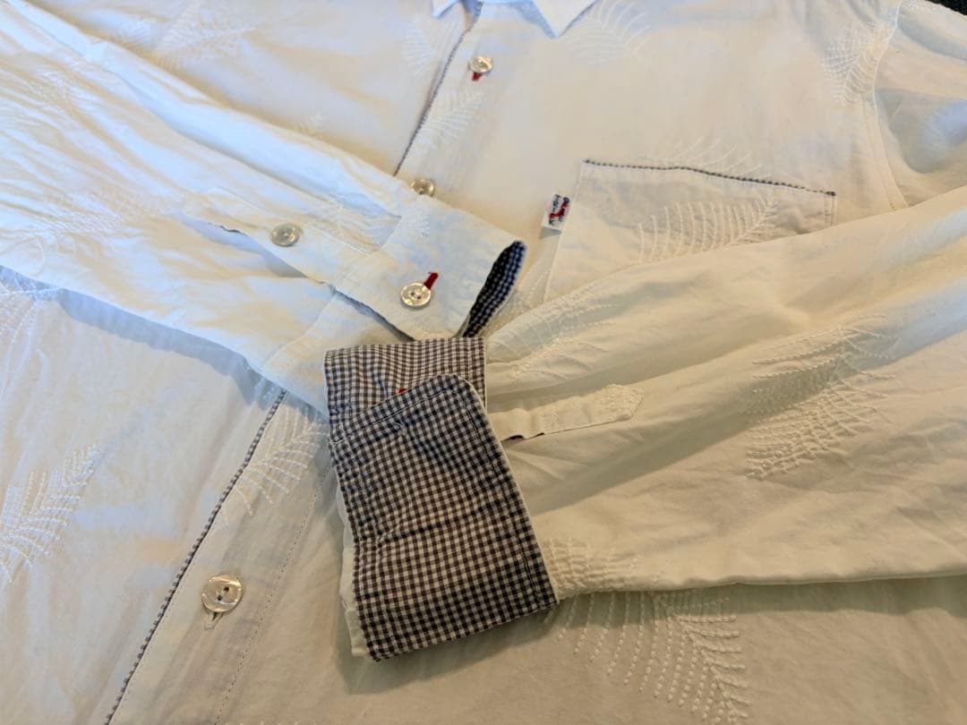 【未使用】BLUE TRICK エンブロイダリー長袖シャツ リーフ 刺繍