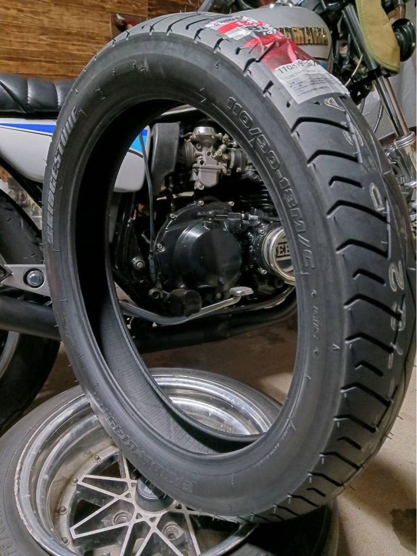 パーツ BRIDGESTONE BATTLAX BT-45 110/90-18