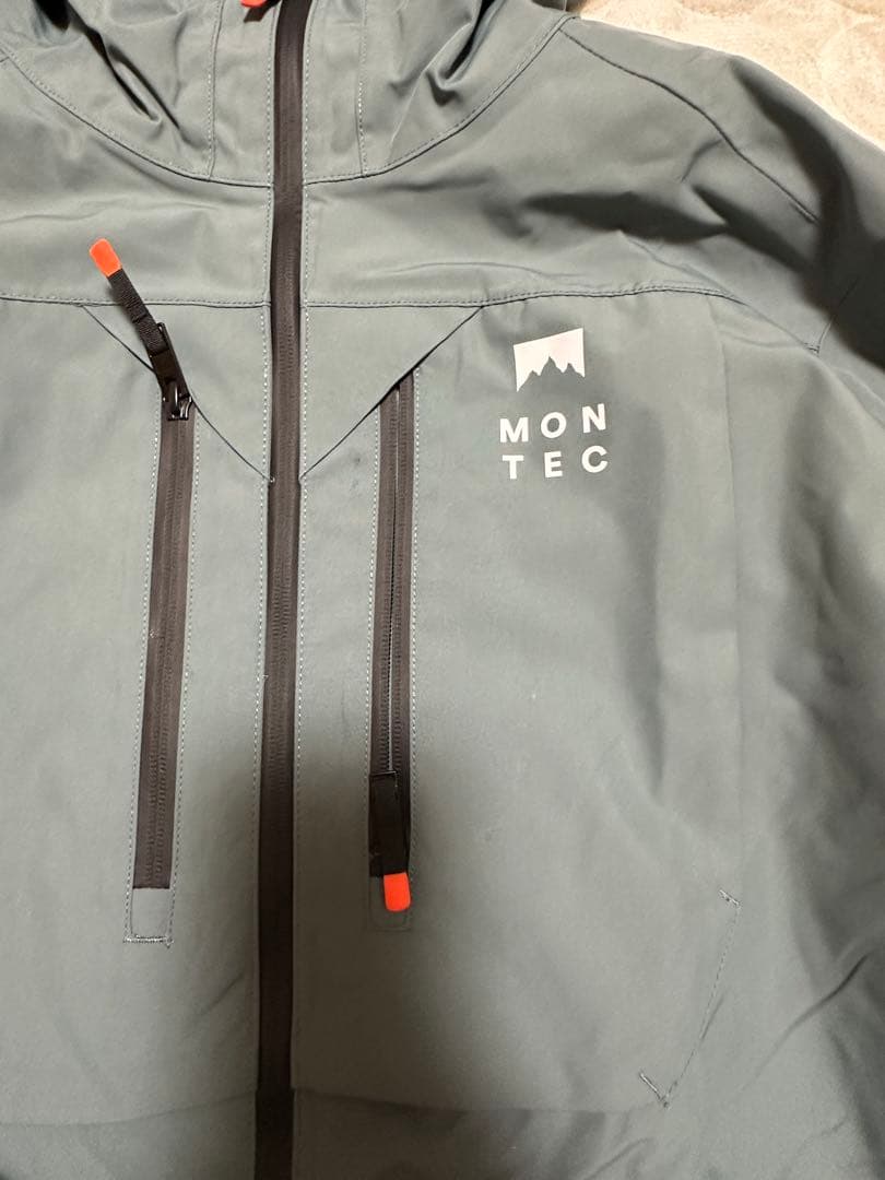 スキーウェア　スノボーウェア　　MONTEC メンズ　M　上下セット　モンテック