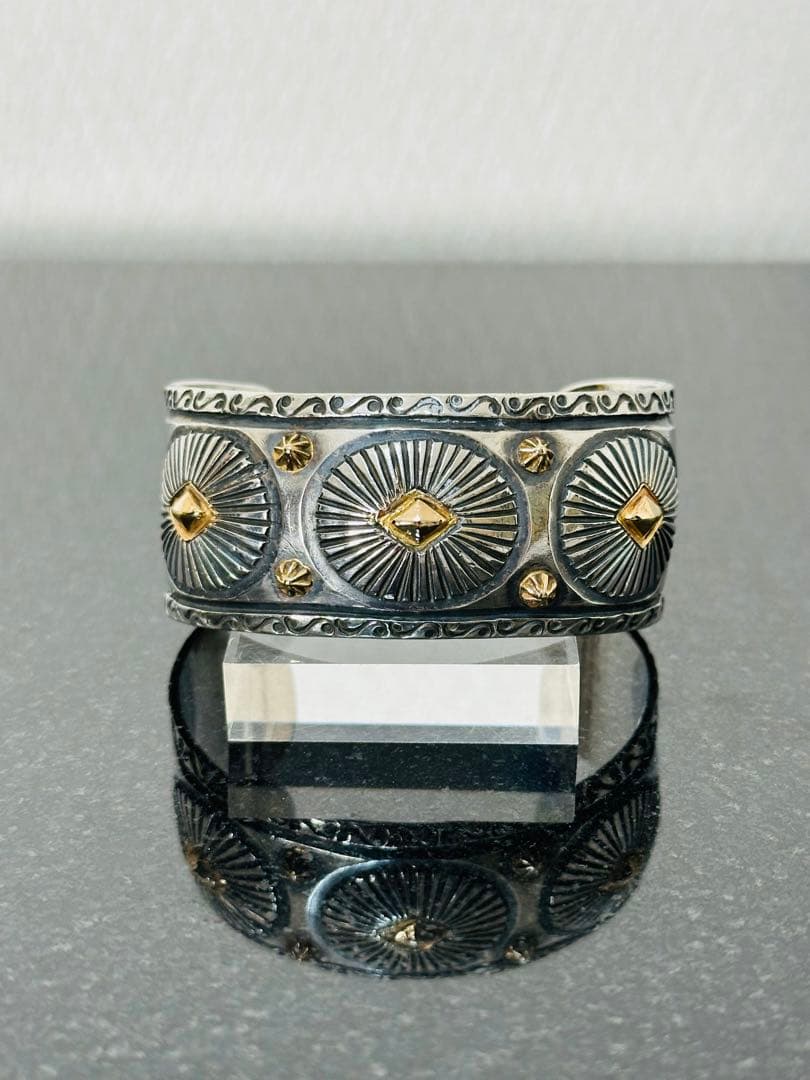 NAVAJO ゲーリーリーブス 14kポイント装飾 シルバーバングル