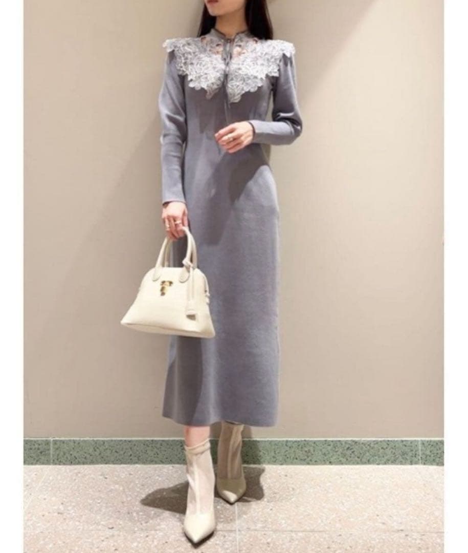 Snidel エンブロイダリーカラードッキングニットワンピース