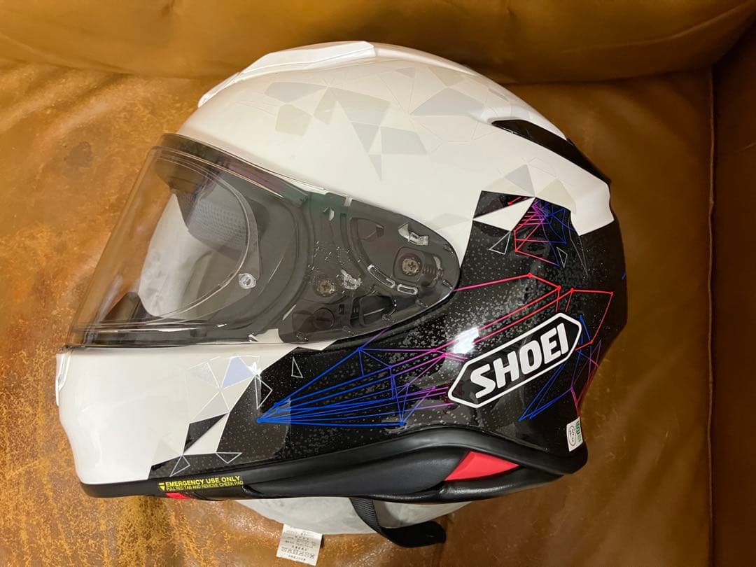 SHOEI フルフェイスヘルメット ホワイトブラック　オリガミ