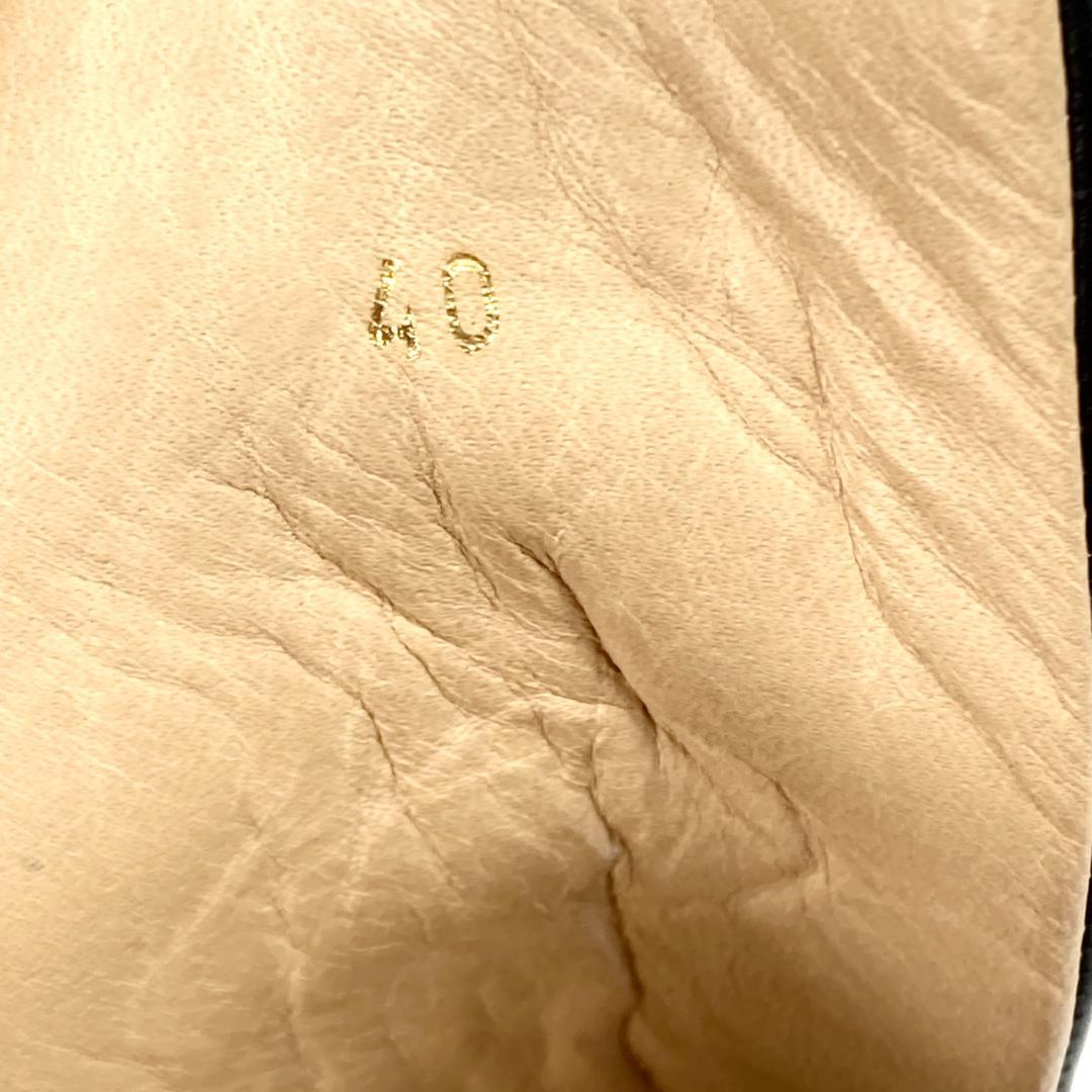 美品　 クリスチャン ルブタン ４０　ルイス フラット　スタッズ　スニーカー