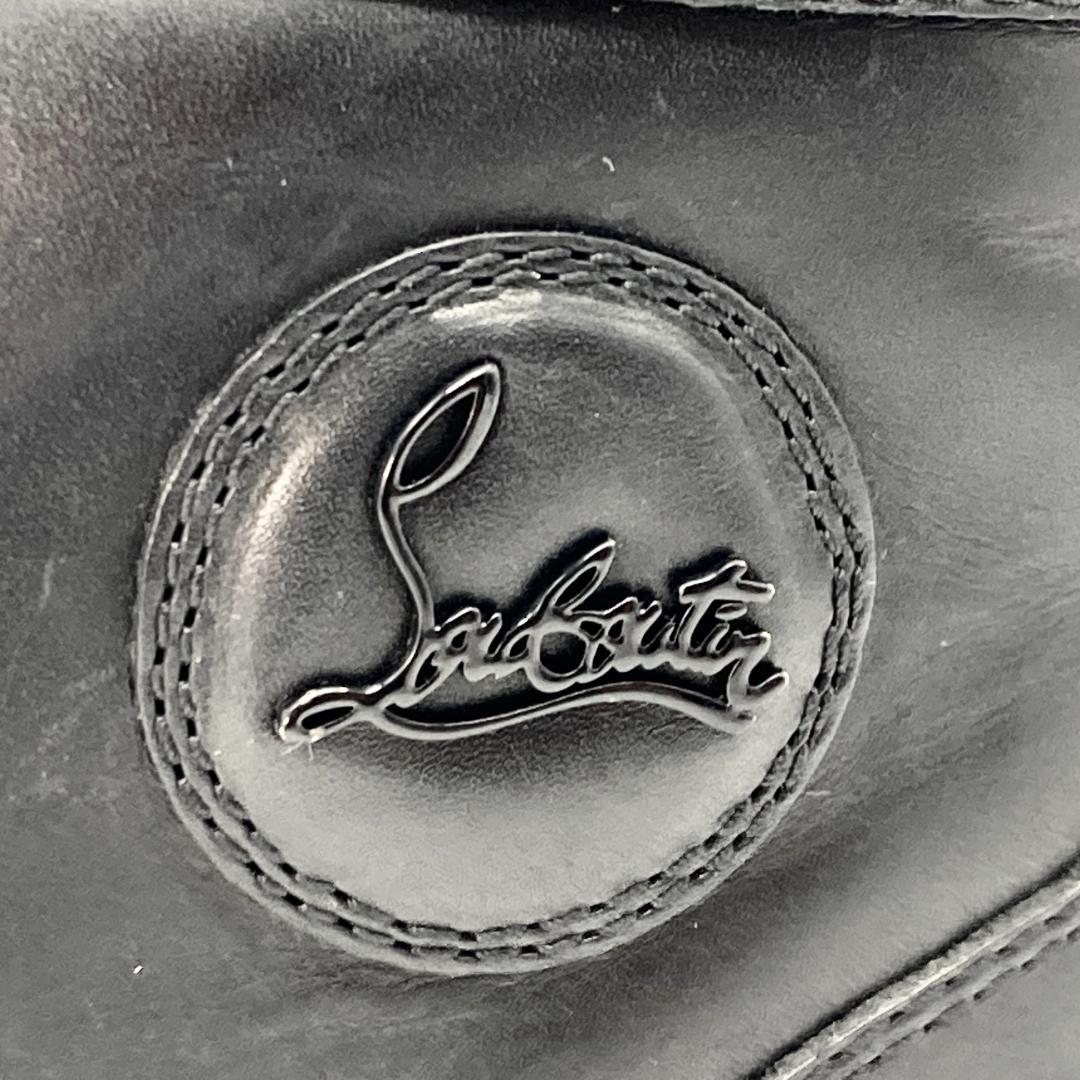 美品　 クリスチャン ルブタン ４０　ルイス フラット　スタッズ　スニーカー