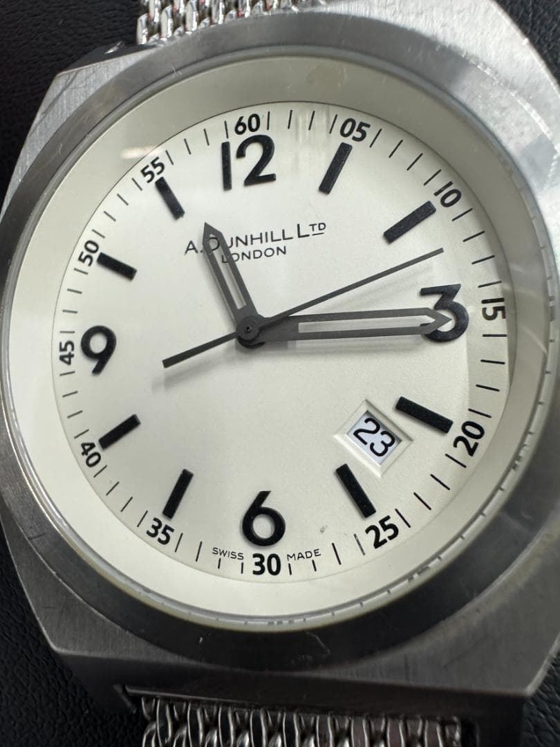 A.Dunhill 稼動品 アルフレッドダンヒル デイト付き　腕時計 8051