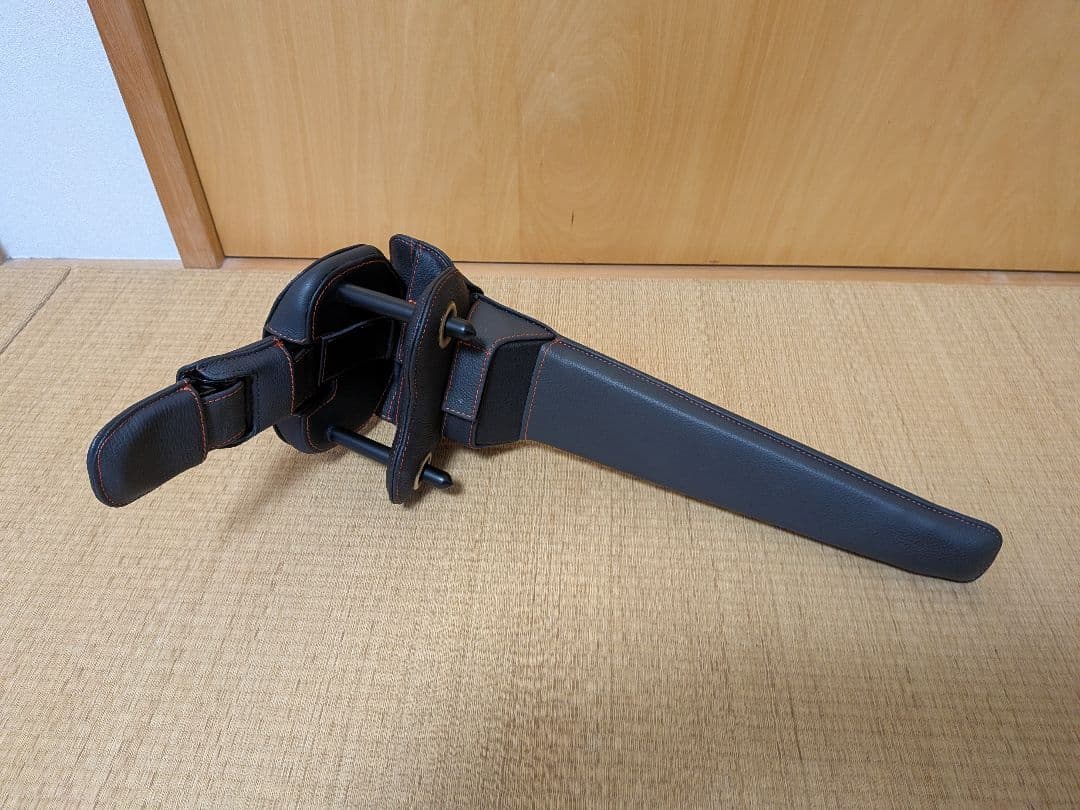 TRD/モデリスタ　プレミアムステアリングロック　トヨタ/レクサスハンドルロック