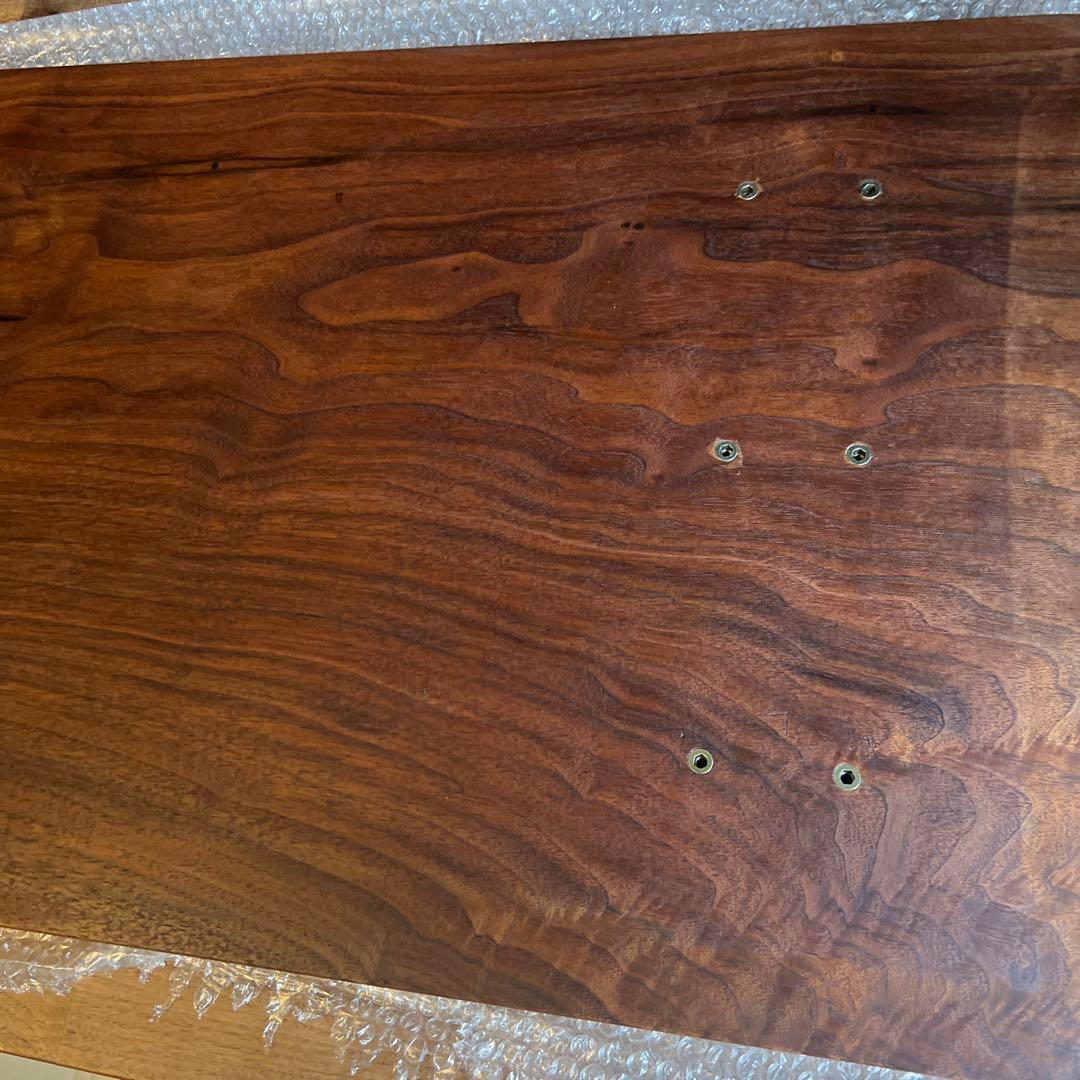 贅沢品☆ウォールナット無垢材 1枚板ローテーブル 黒スチール脚 アジャスター付き