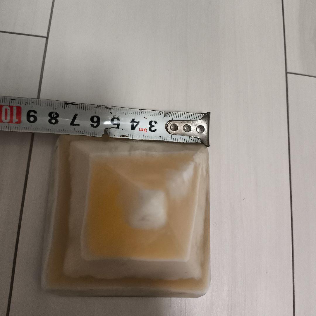 天然石　オレンジカルサイト　ピラミッド形