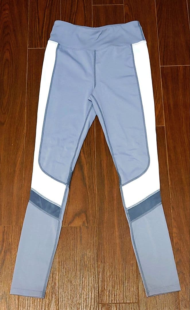 FEELCYCLE　ブラトップとレギンスセット