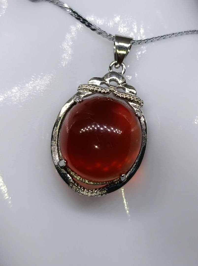 赤い色の琥珀 シルバー925