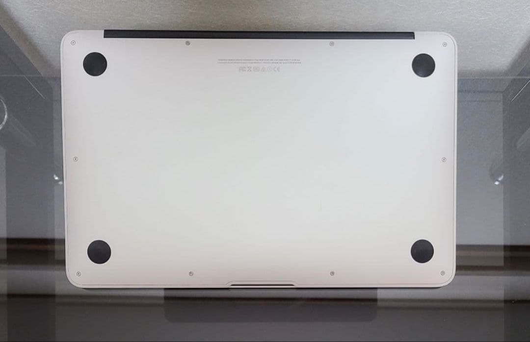 MacBook本体 Apple MacBook Air 11-inch 2015