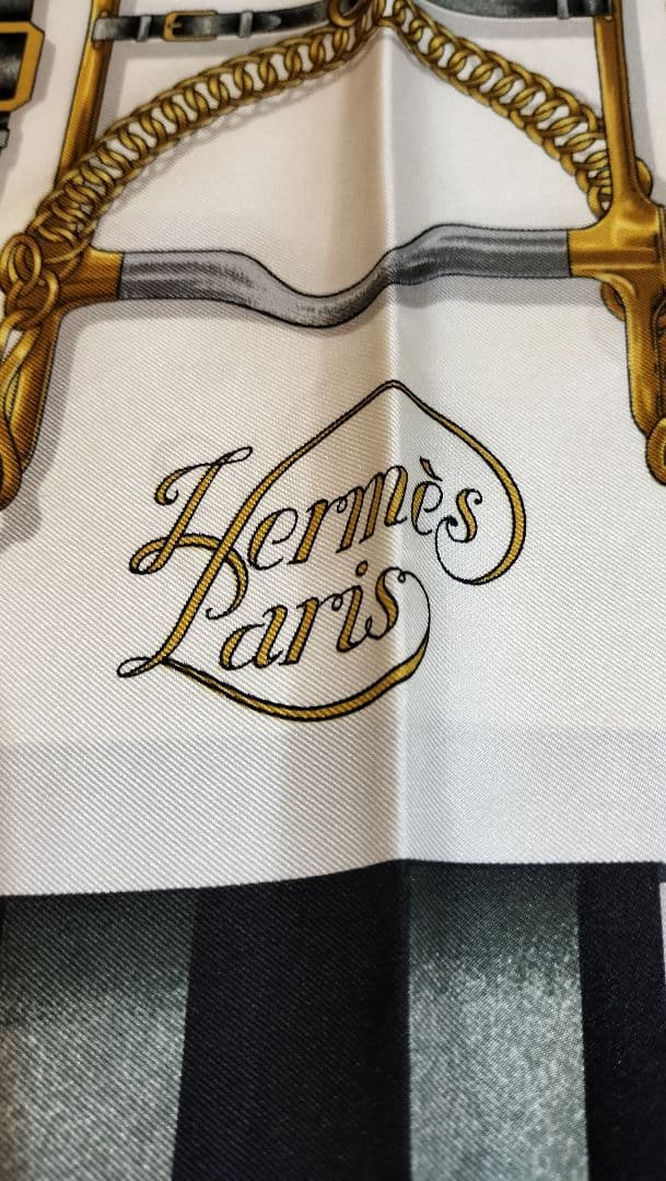 お値下げしました！HERMES　エルメス　スカーフ　美品