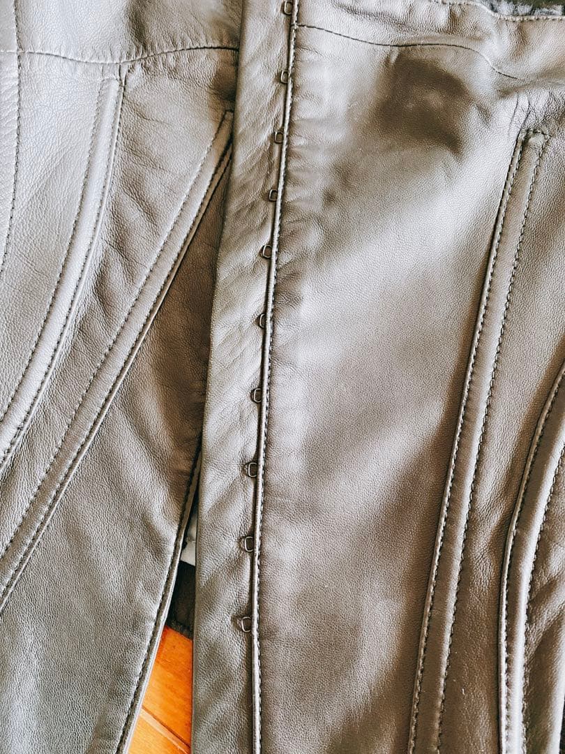 羊皮　変形レザージャケット　試着のみ