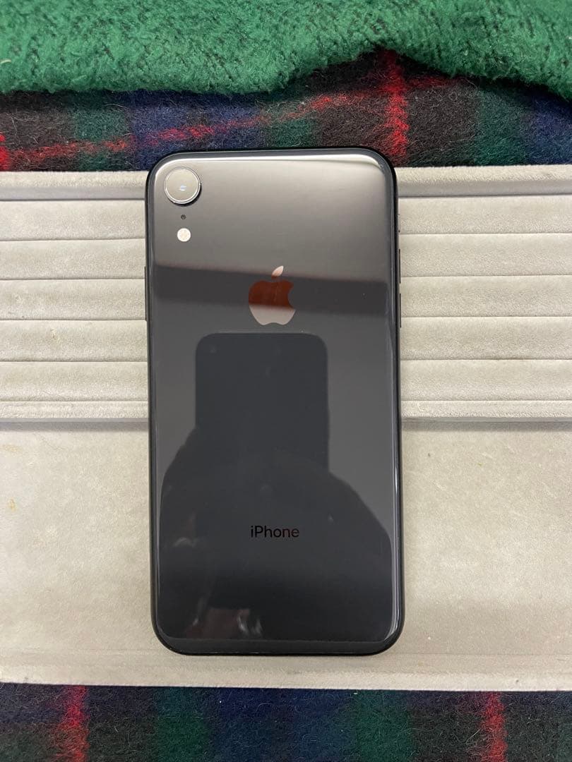 iPhone XR 64GB ブラックSIMフリー バッテリー80% Apple