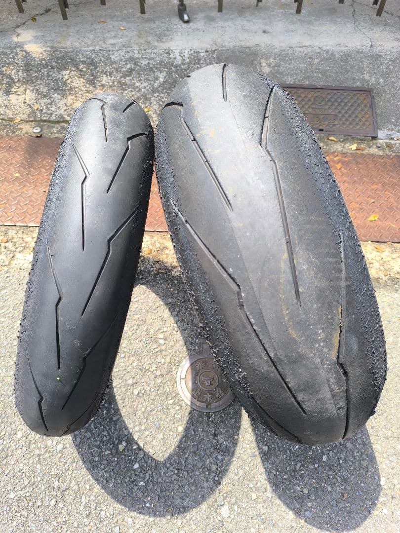 ディアブロスーパーコルサSPV3 120/70ZR17 200/60ZR17