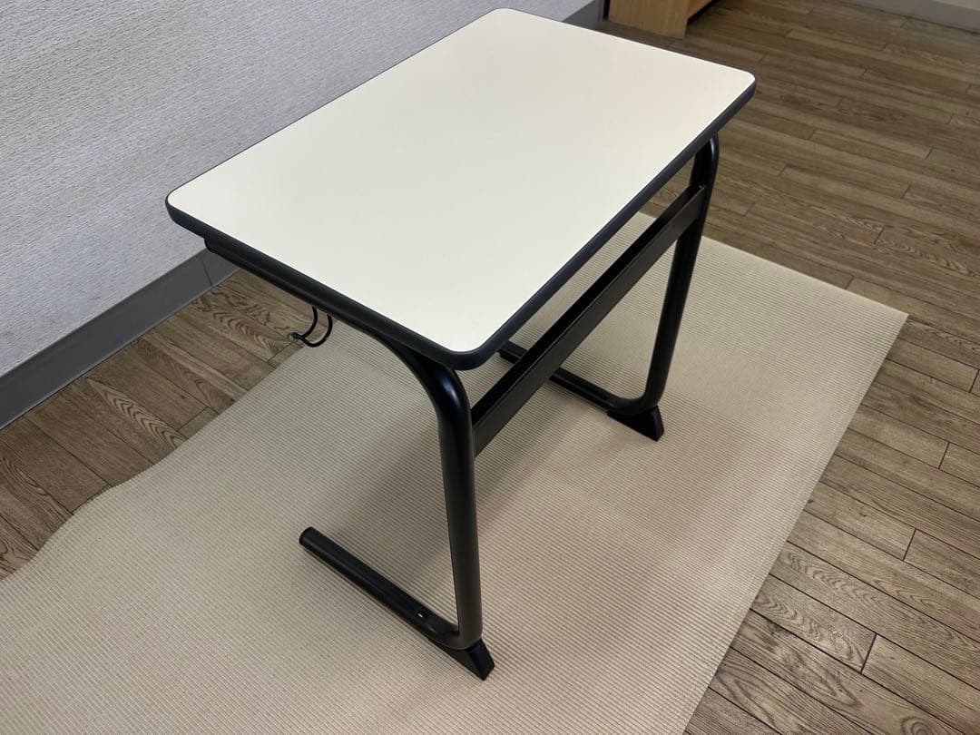 学習机《小学、中学、高校》事務用机、机のみ❶
