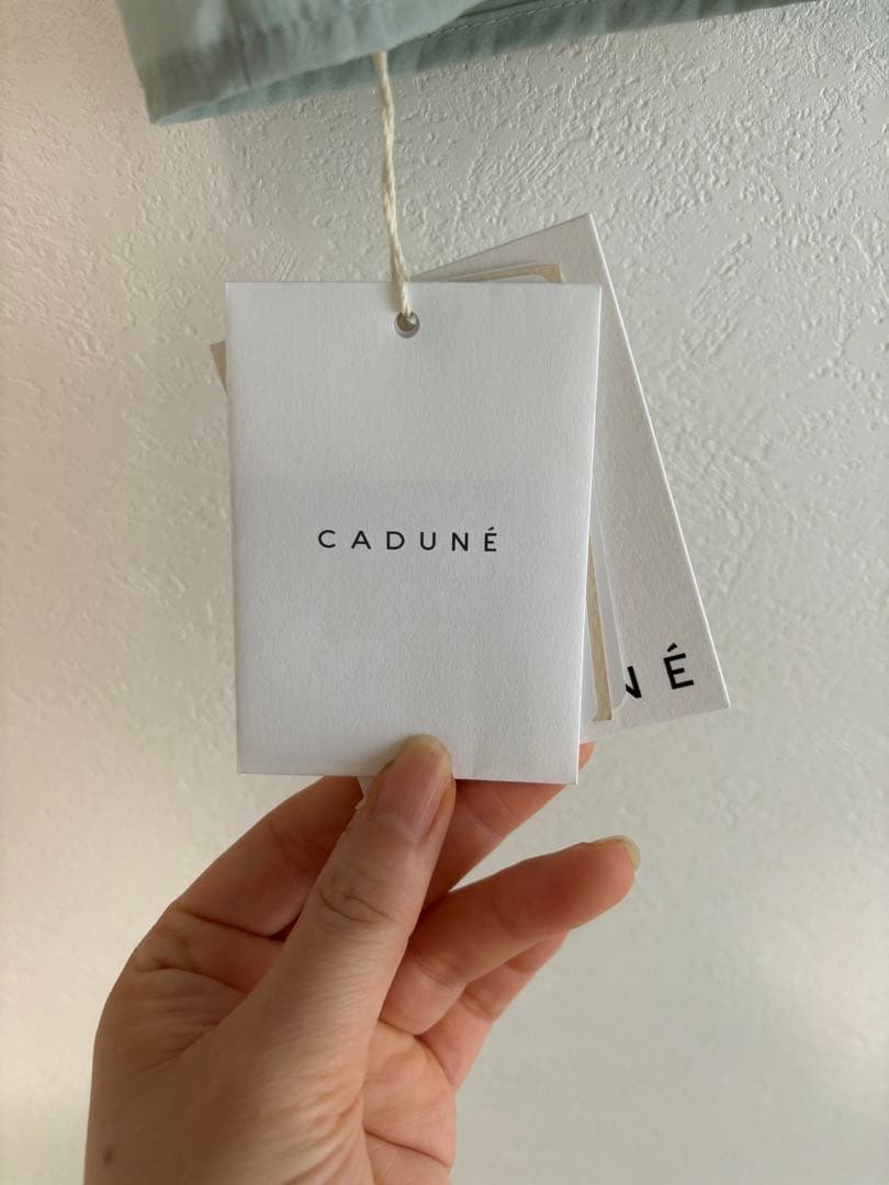 値引きしました！CADUNE 半袖シャツ　2024