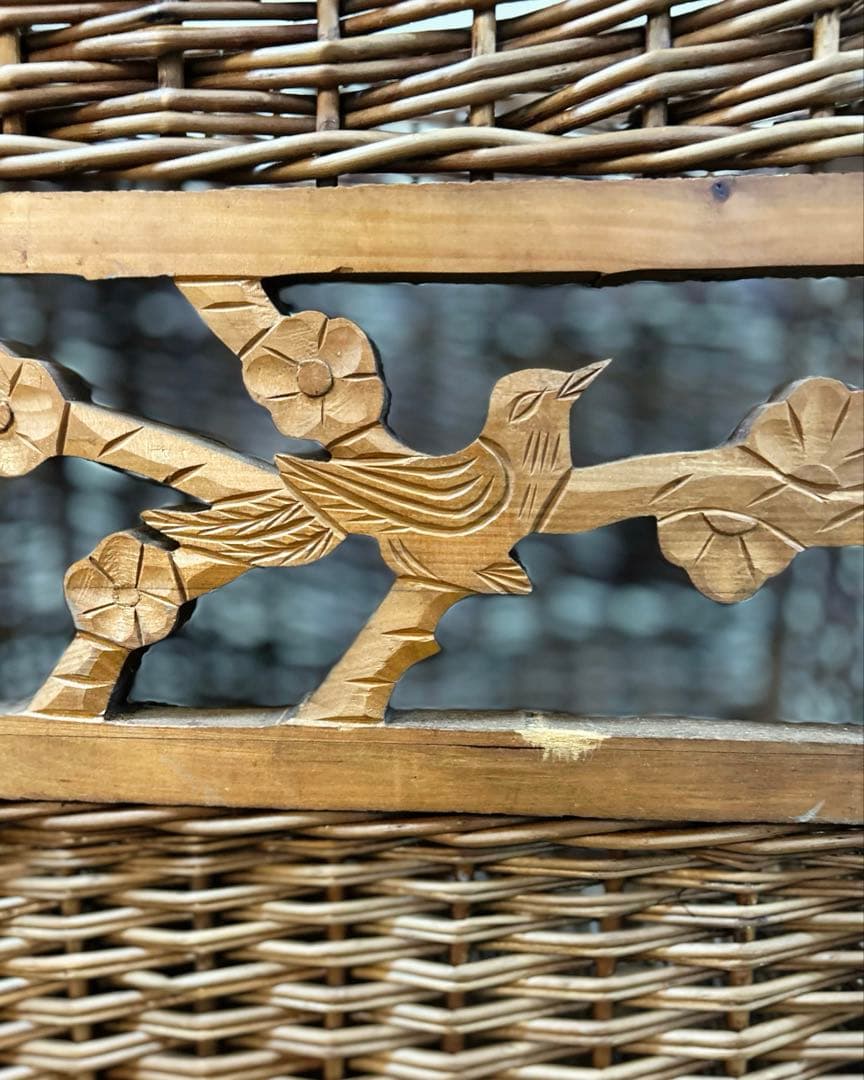 20世紀中頃　柳編み 収納かご バスケット 木彫装飾 鳥 手編み ウィロー　藤