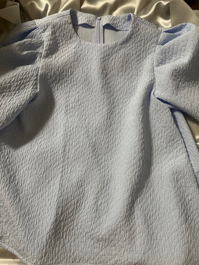 amenochihare エアリージャガードぺプラムブラウス新品、タグ付き