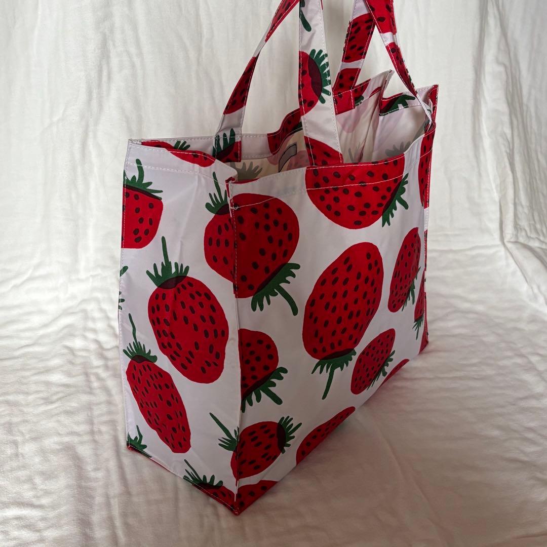 マリメッコ　マンシッカ　いちご　バッグ　レア　おまけ付き