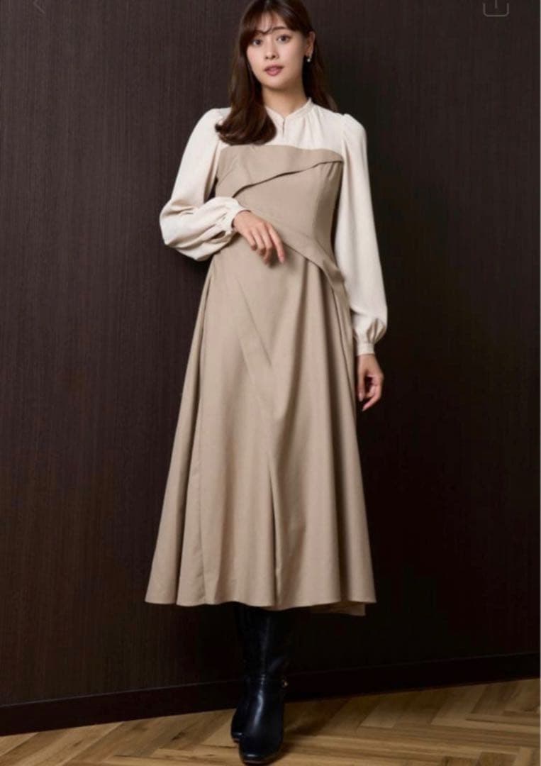 未使用タグ付き✨️ Herlipto Bicolor Draped Dress