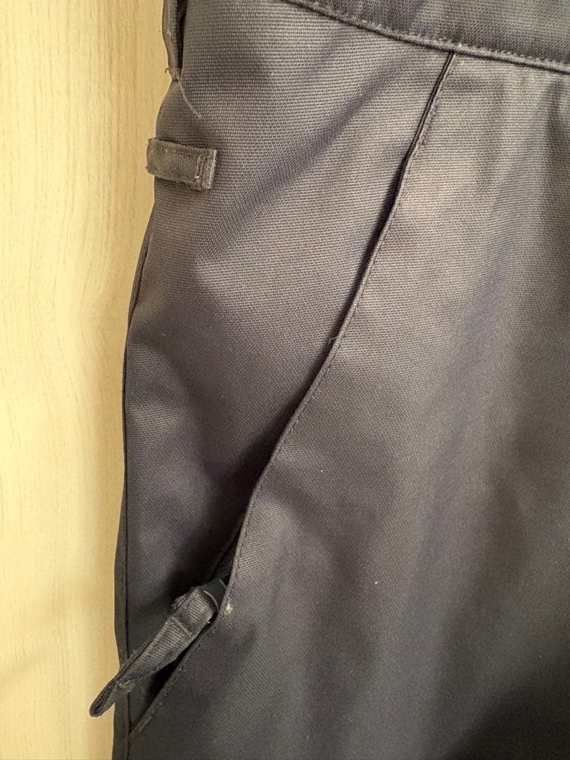 DC ブラック ビブ　L スノーボードウェア