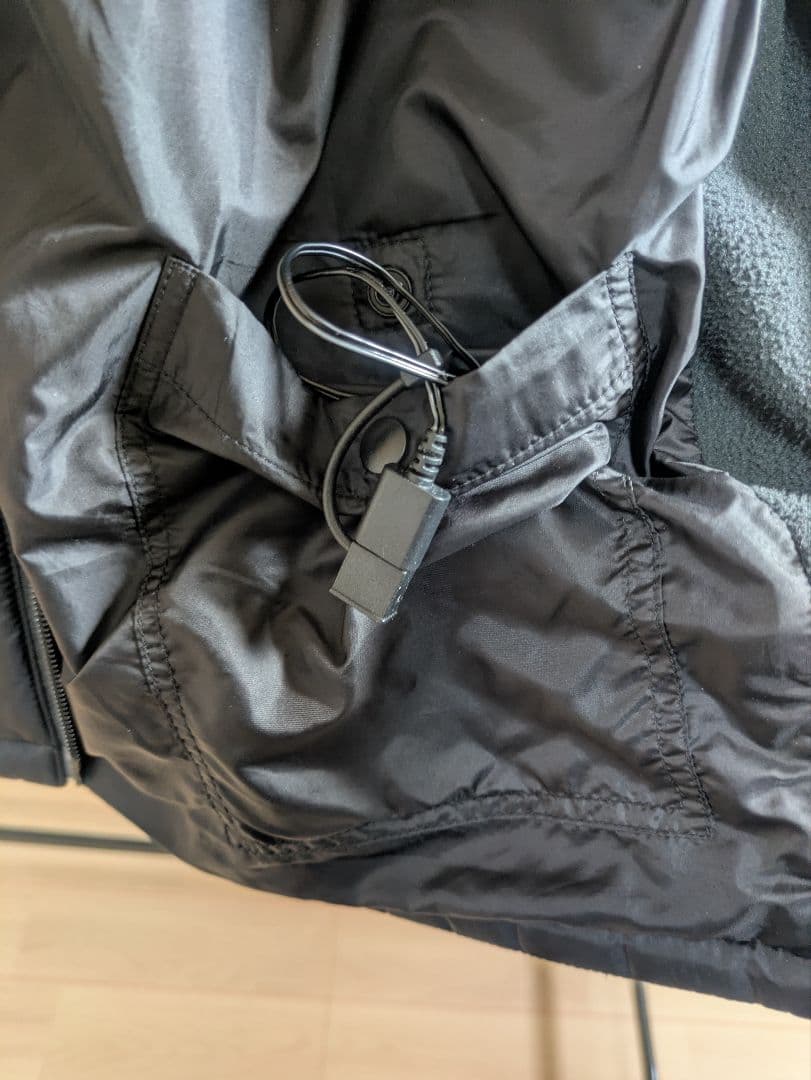 WINDTAMER フード付きジャケット ネイビー