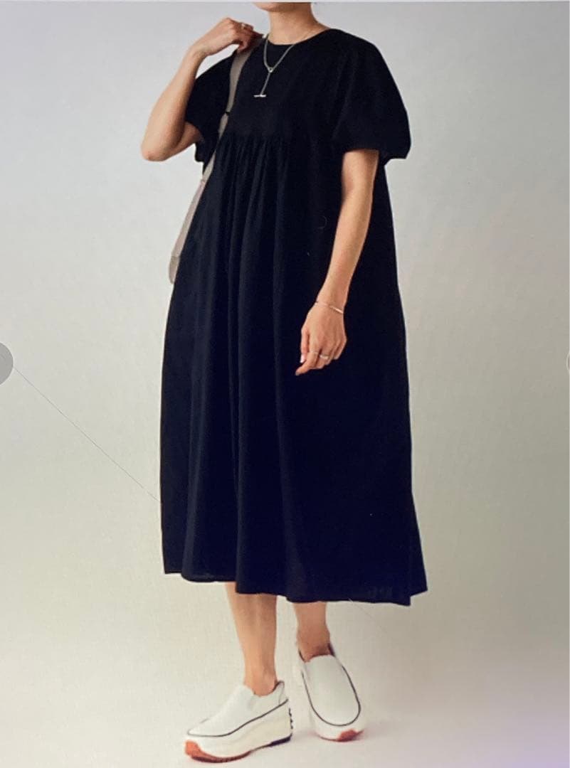 新品 タグ付き beardsley 袖パフ ワンピース