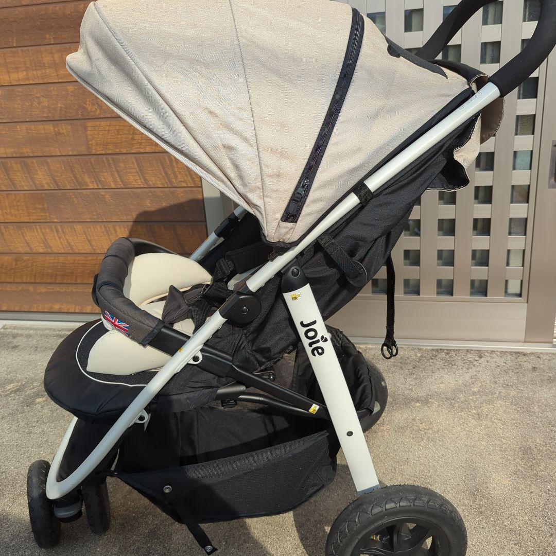 E*u様 Joie ベビーカー　ライトトラックスエア　クッション付　（カシュー）