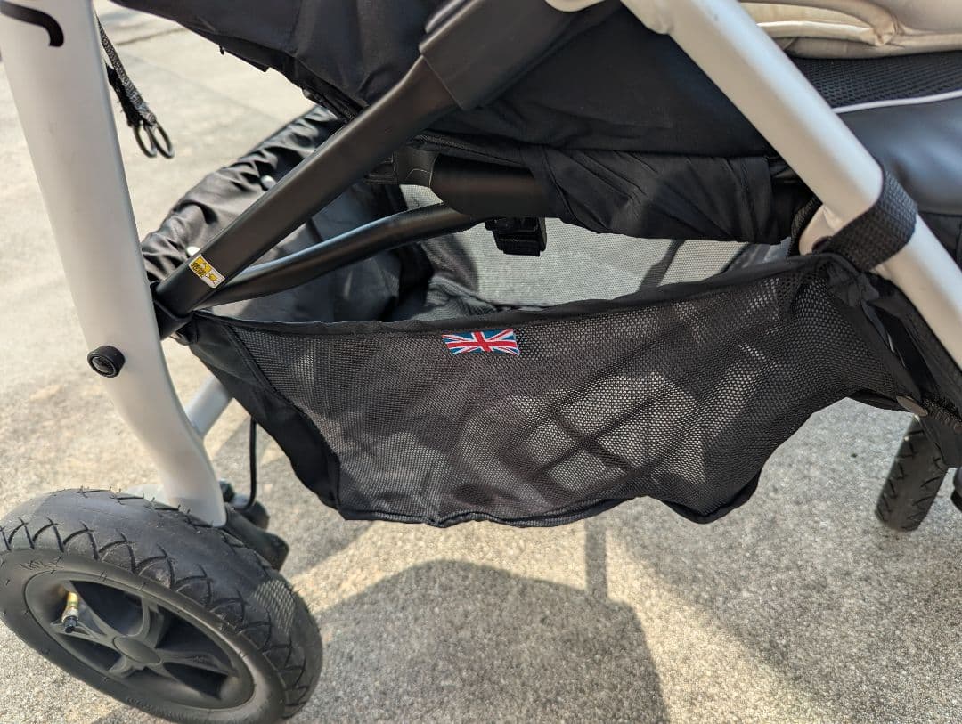 E*u様 Joie ベビーカー　ライトトラックスエア　クッション付　（カシュー）