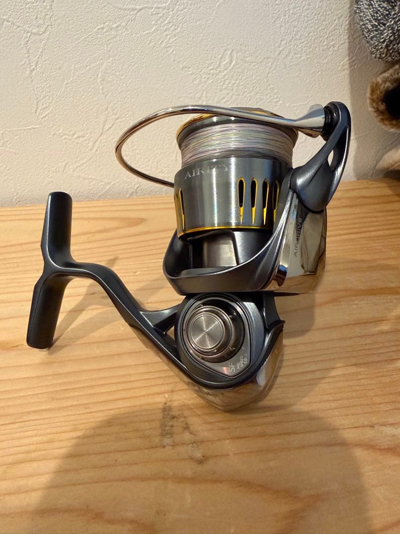 【美品】ダイワ 23エアリティ SF2500SS PEライン付 即使用可