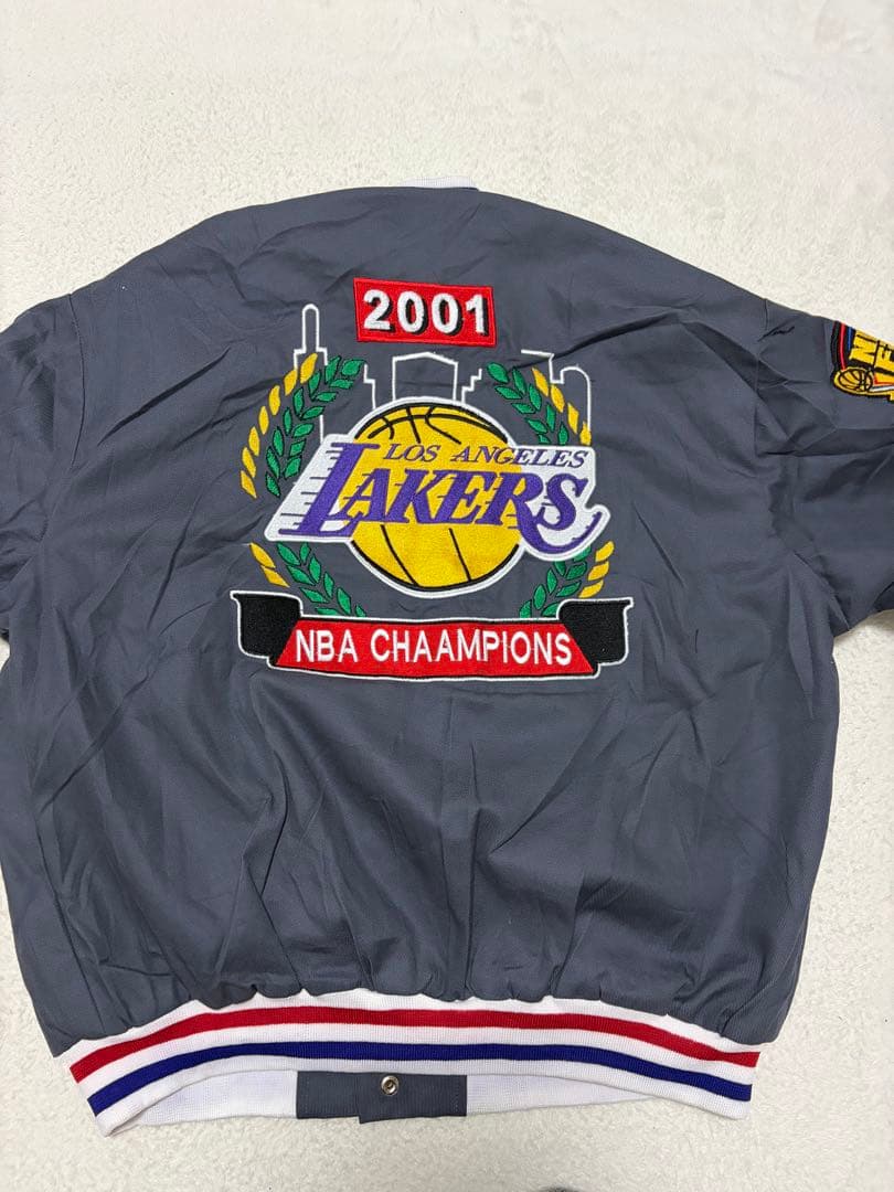 Los Angeles Lakers NBAチャンピオンジャケット