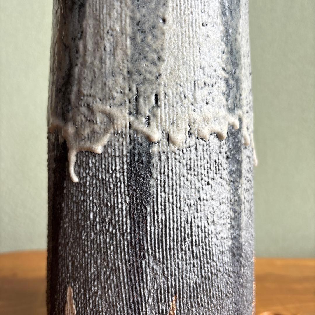 わら白金彩花入 小崎一陽造 高さ27.5cm 一輪挿し 共箱