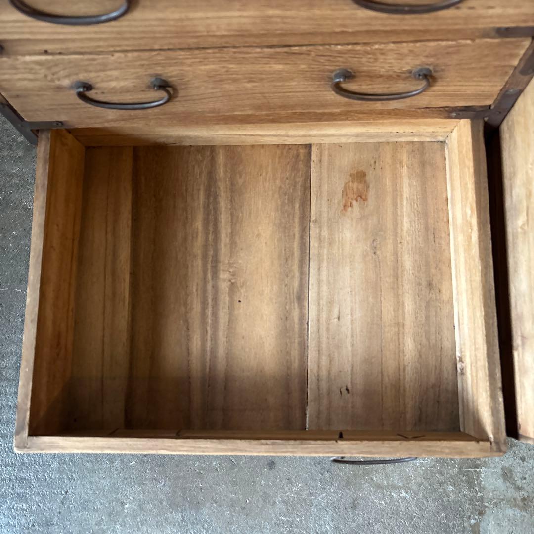 古いちょっと大きめの小引き出し　小箪笥　桐箪笥　和家具　当時物