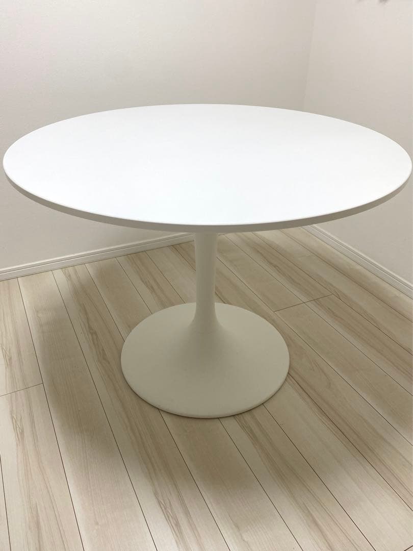 IKEA DOCKSTA ドクスタ　【送料込み】