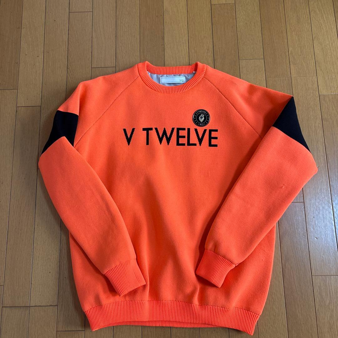 V12 セーター