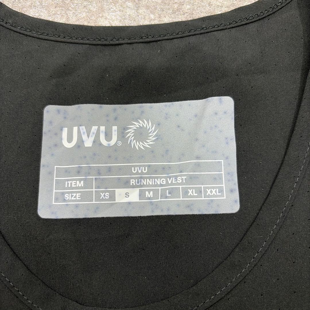 UVU ブラック タンクトップ