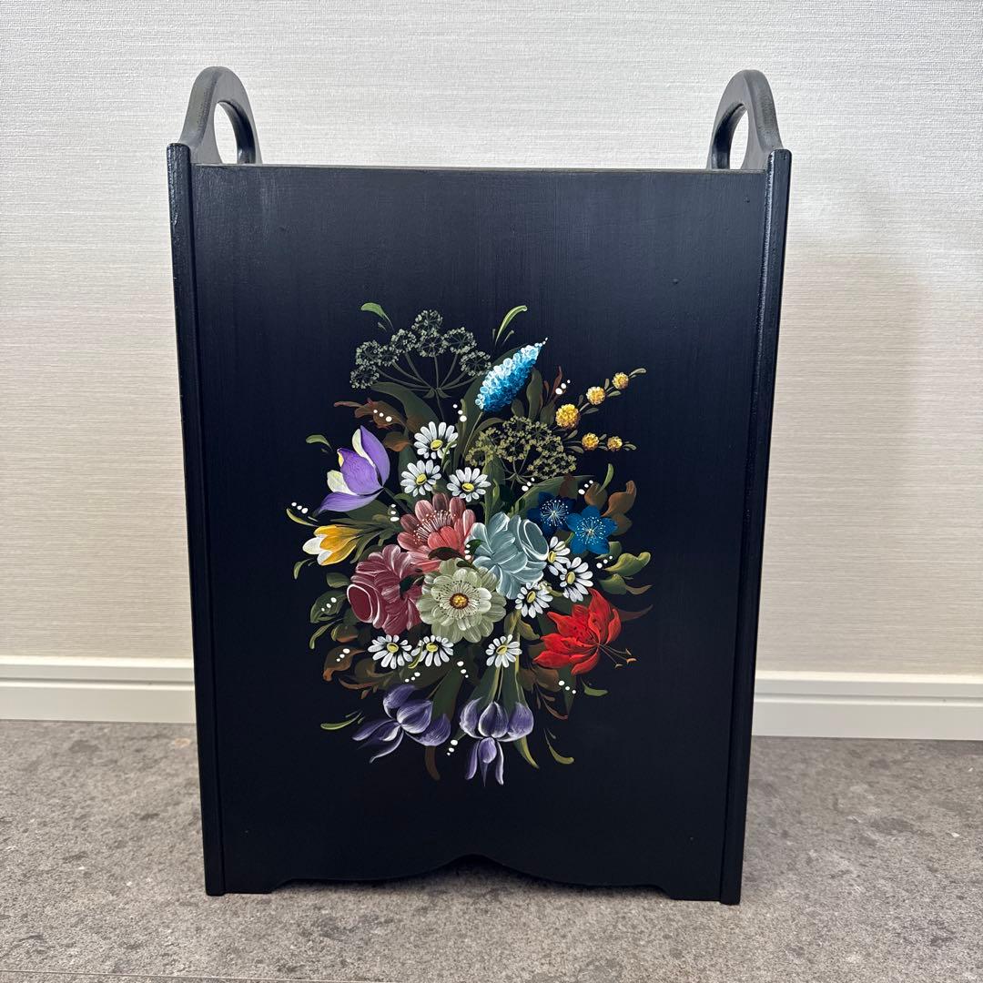 トールペイント (アッセンデルフト)マガジンラック